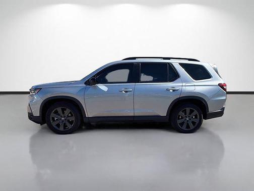 2023 Honda Pilot AWD Sport