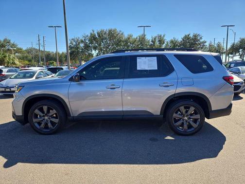 2023 Honda Pilot AWD Sport