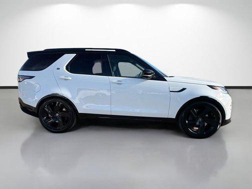 2026 Land Rover Discovery Gemini Edition