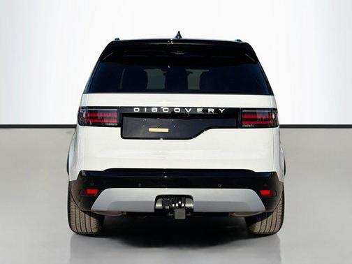 2026 Land Rover Discovery Gemini Edition