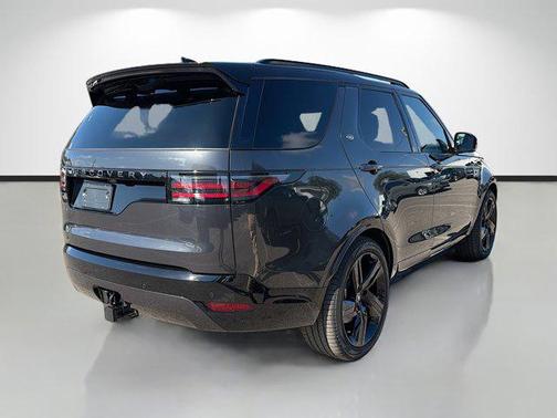 2026 Land Rover Discovery Dynamic SE