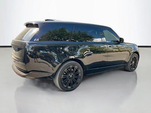 2024 Land Rover Range Rover P530 Autobiography