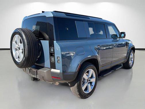 2026 Land Rover Defender P300 S