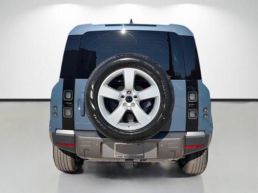 2026 Land Rover Defender P300 S