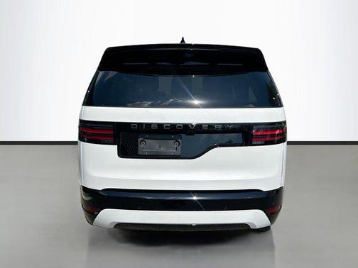 2025 Land Rover Discovery P360 Dynamic SE