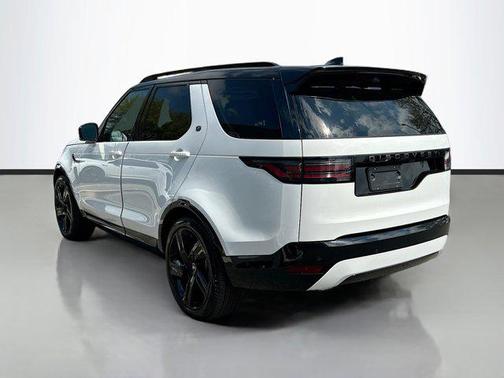 2025 Land Rover Discovery P360 Dynamic SE