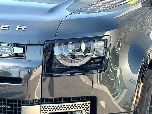 2023 Land Rover Defender 110 X-Dynamic SE