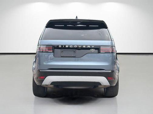 2023 Land Rover Discovery P360 Metropolitan Edition