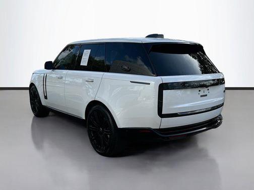 2023 Land Rover Range Rover P530 SE