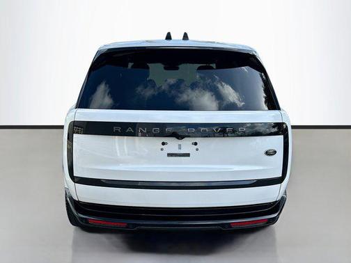 2023 Land Rover Range Rover P530 SE