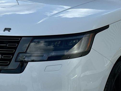 2023 Land Rover Range Rover P530 SE