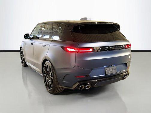 2025 Land Rover Range Rover Sport P635 SV Edition Two