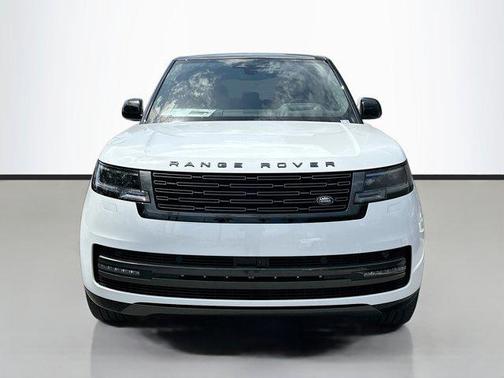 2025 Land Rover Range Rover P530 SE 7 Seat
