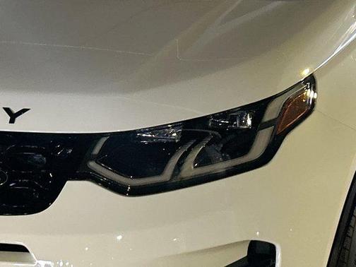 2025 Land Rover Discovery Sport Dynamic SE