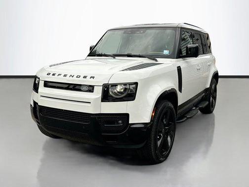 2025 Land Rover Defender 110 P400 X-Dynamic SE