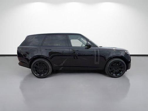 2026 Land Rover Range Rover P400 SE