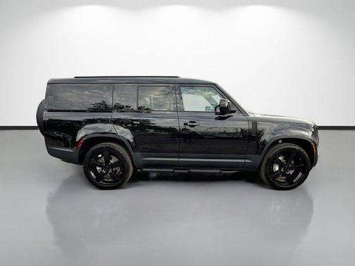 Santorini Black Metallic 2026 Land Rover Defender P300 S