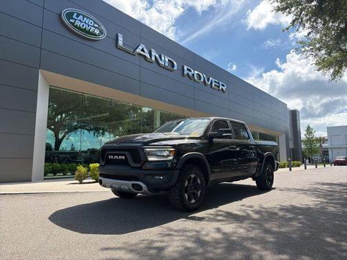 Diamond Black Crystal Pearlcoat 2019 RAM 1500 Rebel