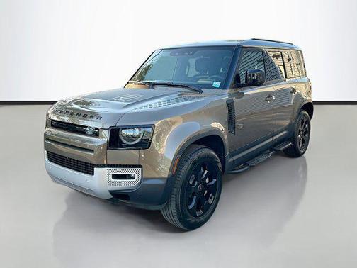 2025 Land Rover Defender 110 P400 S