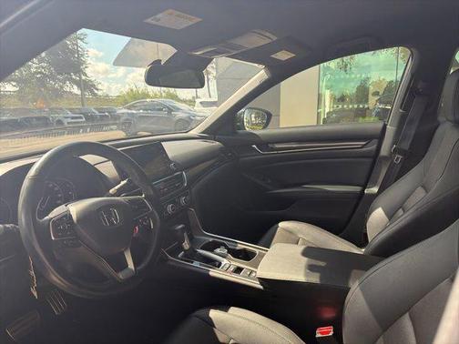 Crystal Black Pearl 2022 Honda Accord Sport 1.5T