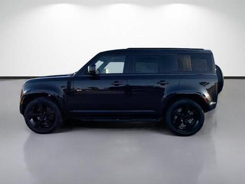 Santorini Black Metallic 2026 Land Rover Defender P400 X-Dynamic SE