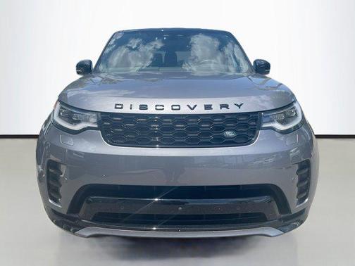 2024 Land Rover Discovery P300 Dynamic SE