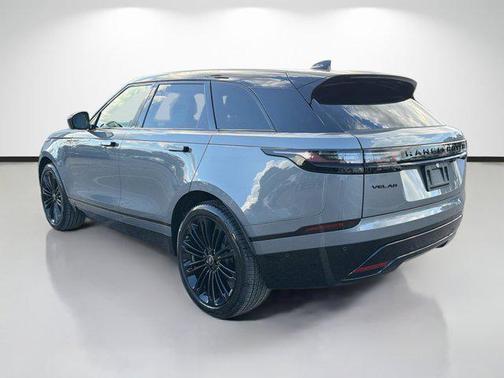 2026 Land Rover Range Rover Velar P250 SE R-Dynamic