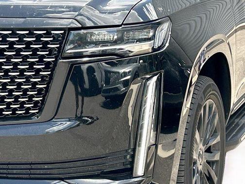 2023 Cadillac Escalade Luxury