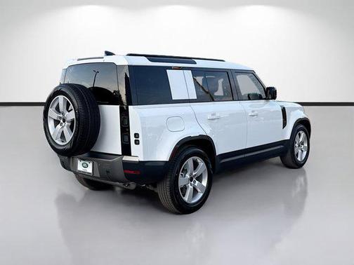 Fuji White 2026 Land Rover Defender P300 S