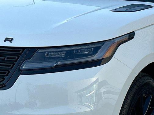 2026 Land Rover Range Rover Velar P400 Dynamic SE