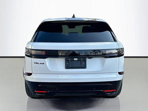 2026 Land Rover Range Rover Velar P400 Dynamic SE