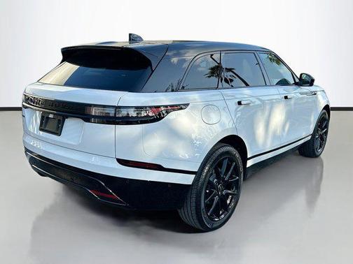 2026 Land Rover Range Rover Velar P400 Dynamic SE