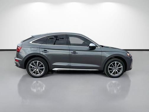 Daytona Gray Pearl Effect 2023 Audi SQ5 3.0T Prestige