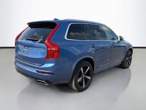 2019 Volvo XC90 T6 R-Design