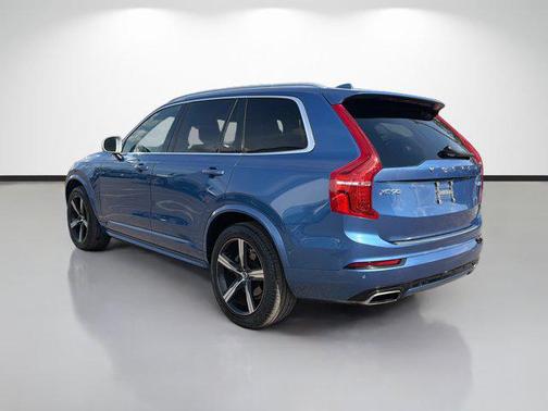 2019 Volvo XC90 T6 R-Design