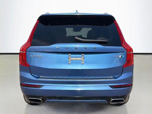 2019 Volvo XC90 T6 R-Design