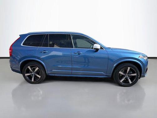 2019 Volvo XC90 T6 R-Design