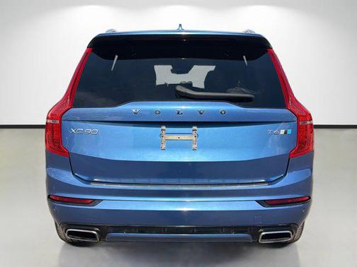 2019 Volvo XC90 T6 R-Design