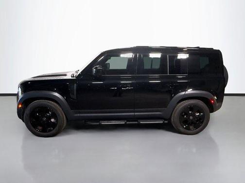 2025 Land Rover Defender 110 P300