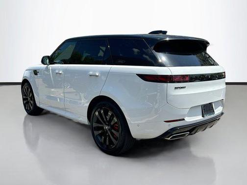 2025 Land Rover Range Rover Sport SE