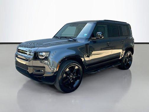 2025 Land Rover Defender 110 P400 X-Dynamic SE