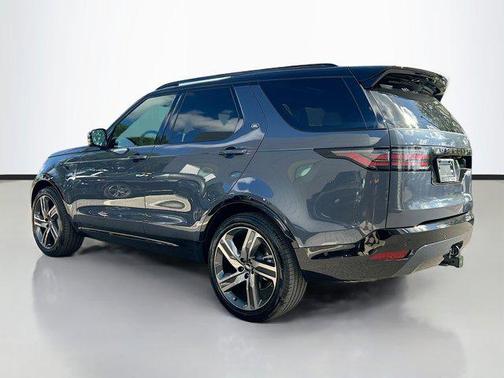 2026 Land Rover Discovery Dynamic SE