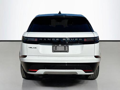 2026 Land Rover Range Rover Velar P250 SE R-Dynamic