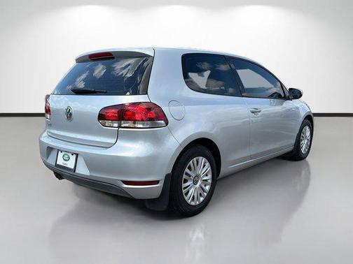 2010 Volkswagen Golf 2-Door