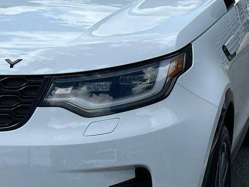 2025 Land Rover Discovery P360 Dynamic SE
