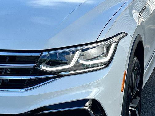 2024 Volkswagen Tiguan 2.0T SEL R-Line 4MOTION