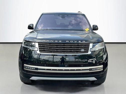 2023 Land Rover Range Rover P400 SE