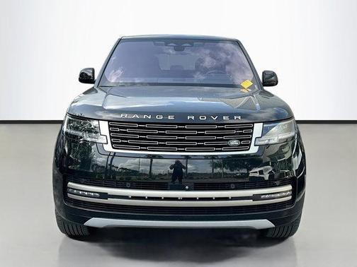 2023 Land Rover Range Rover P400 SE
