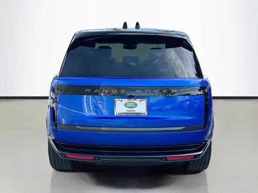 2025 Land Rover Range Rover P400 SE