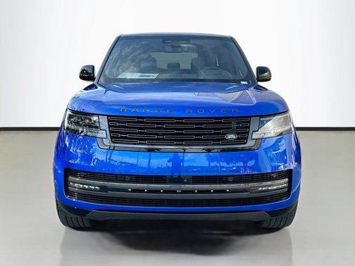 2025 Land Rover Range Rover P400 SE